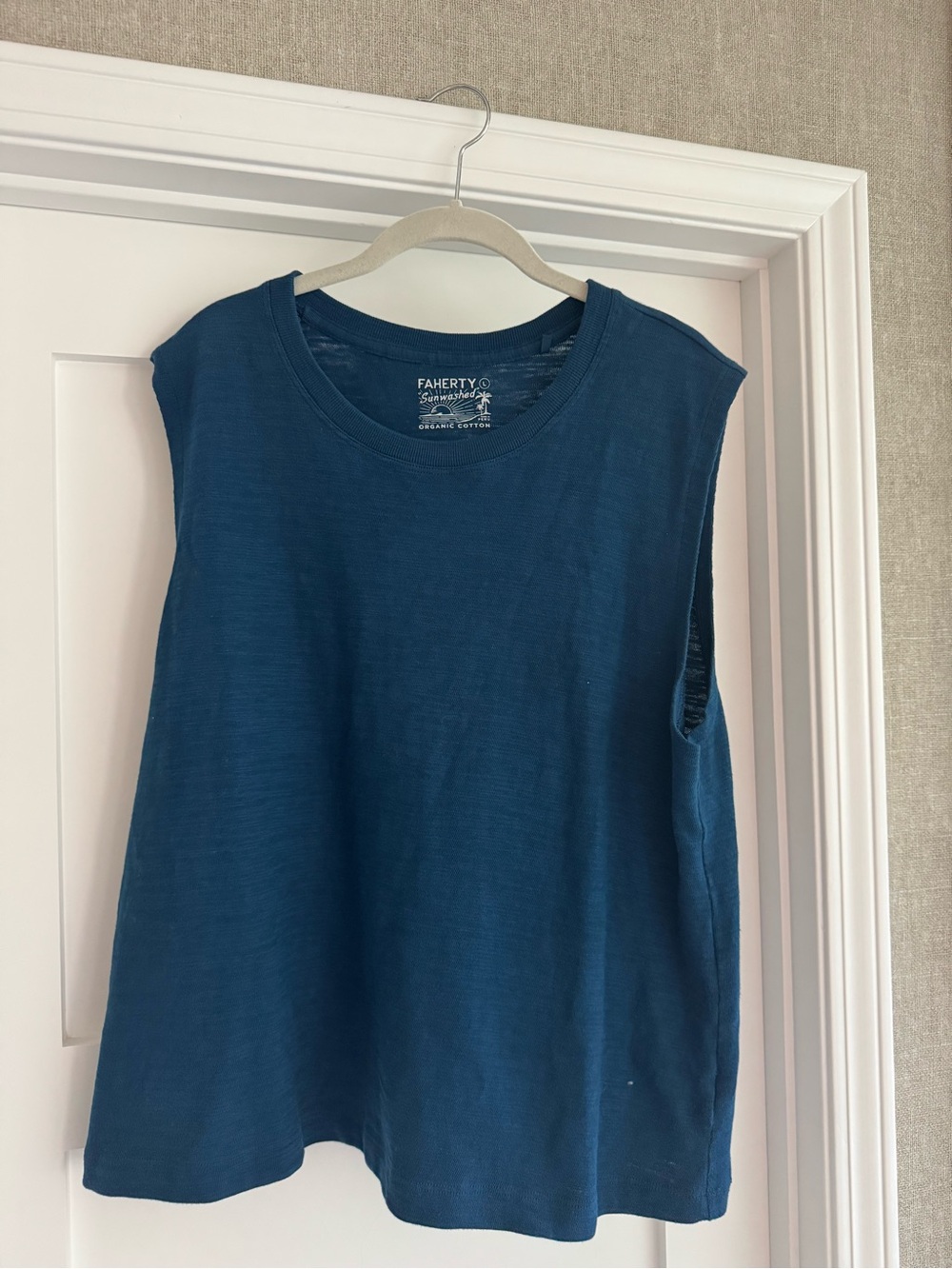 Faherty Teal Sleeveless Muscle Tank, size L